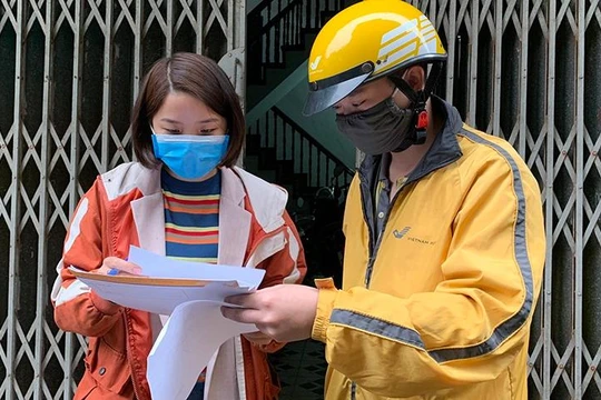 Vietnam Post đảm bảo tất cả các bưu gửi đến bưu cục trong ngày 29 tháng Chạp đều sẽ được phát trước Tết Nguyên đán.