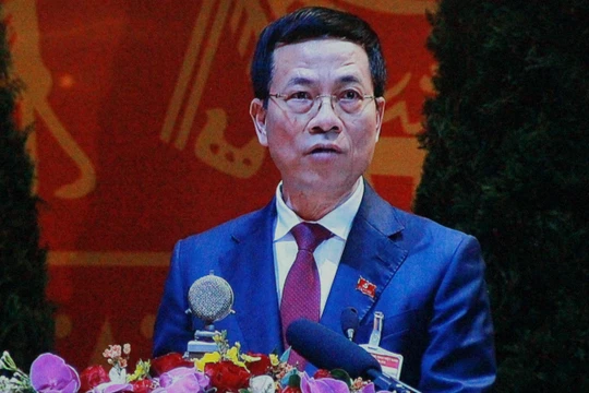 Ông Nguyễn Mạnh Hùng - Ủy viên Trung ương Đảng, Bộ trưởng Bộ Thông tin và Truyền thông.