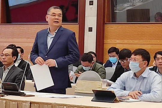 Thiếu tướng Tô Ân Xô - Chánh văn phòng, Người phát ngôn Bộ Công an - trả lời báo chí tại cuộc họp báo Chính phủ thường kỳ.