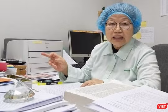 GS.TS.TTND Huỳnh Thị Phương Liên - Chuyên gia cao cấp của VABIOTECH - đã hoàn thành xuất sắc nhiệm vụ sản xuất ra vắc xin phòng bệnh tả, thương hàn, đậu mùa, viêm não Nhật Bản...