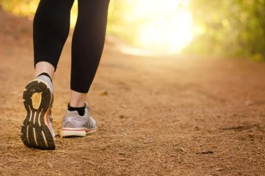 Chỉ đi bộ 10 phút mỗi ngày cũng giúp cơ thể khỏe mạnh hơn nhiều lần.
