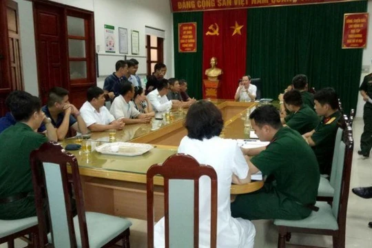 BVTWQĐ 108 họp cùng gia đình cháu K. sáng 8/7. 