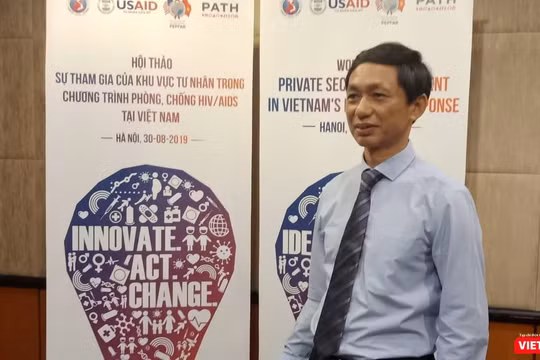 Cục trưởng Cục Phòng, chống HIV/AIDS Nguyễn Hoàng Long tại buổi hội thảo sáng 30/8.