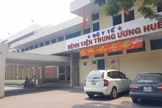 Bệnh viện đa khoa Trung ương Huế nơi bác sĩ Ph. công tác