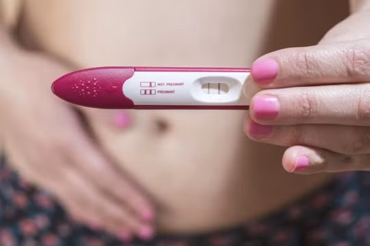 Trẻ vị thành niên mang thai là một trong những vấn đề nhức nhối cần toàn xã hội chung tay giải quyết