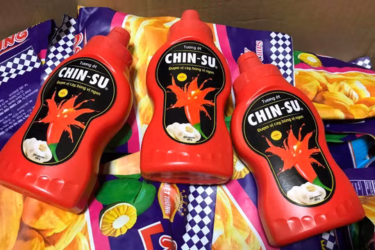 Chai tương ớt Chinsu