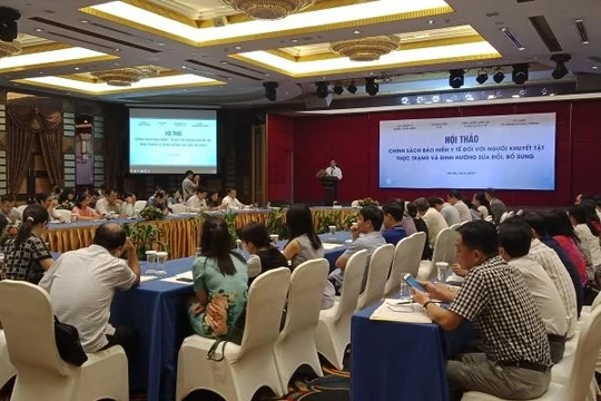 Buổi hội thảo về chính sách bảo hiểm y tế dành cho người khuyết tật tổ chức sáng 23/8 tại Hà Nội.