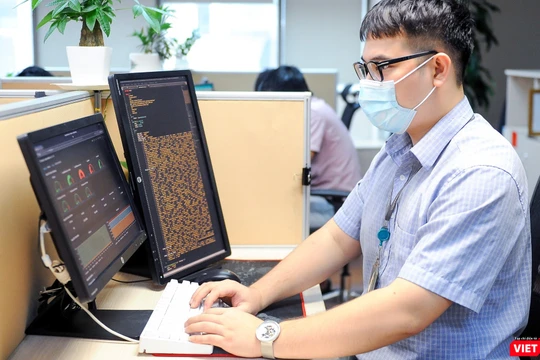 Các kỹ sư Viettel đã lên phương án kỹ thuật đảm bảo dung lượng cho hệ thống kê khai y tế đảm bảo.