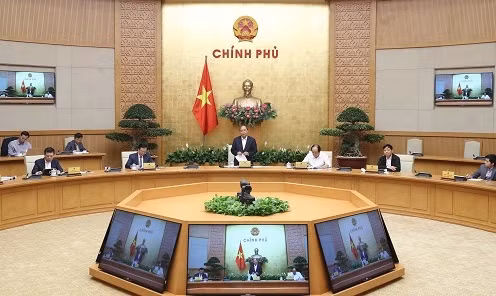 Thủ tướng Nguyễn Xuân Phúc chủ trì cuộc làm việc với các tập đoàn kinh tế tư nhân - Ảnh: VGP