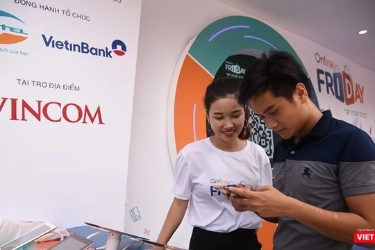 "Chỉ có hàng chính hãng - Every Friday" được tổ chức mỗi thứ Sáu hàng tuần là điểm mới nổi bật của sự kiện Online Friday năm 2020.