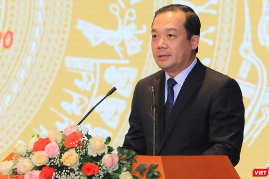 Ông Phạm Đức Long - Thành viên Hội đồng thành viên, Tổng Giám đốc VNPT - được bổ nhiệm giữ chức vụ Chủ tịch Hội đồng thành viên VNPT. 