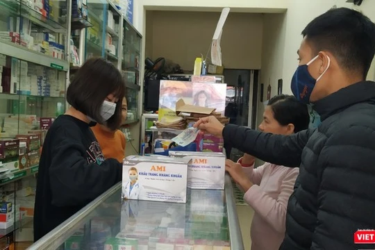 an Chỉ đạo Phòng, chống dịch COVID-19 khẳng định Việt Nam đã chủ động nguồn nguyên liệu để sản xuất khẩu trang y tế. Ảnh: Anh Lê.