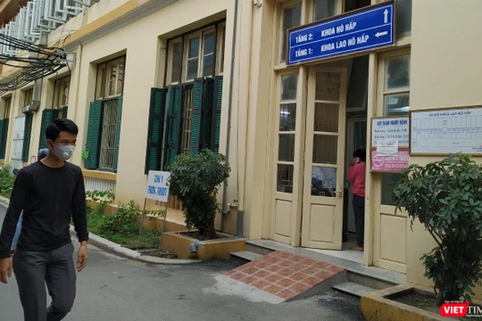 Cả nước có 99 bệnh viện chuyên khoa đủ khả năng áp dụng hiệu quả cao các kỹ thuật mới, thuốc mới, phác đồ điều trị mới trên thế giới về phát hiện, điều trị bệnh lao. Ảnh: Anh Lê