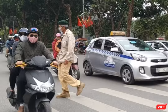 Người dân tại 5 tỉnh thành có thêm hình thức nộp phạt vi phạm hành chính trong lĩnh vực giao thông đường bộ. Ảnh minh họa: Anh Lê