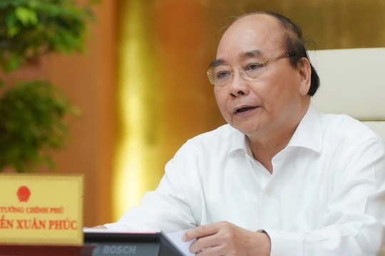 Thủ tướng kết luận cuộc họp Thường trực Chính phủ chiều 22/4. Ảnh: VPCP