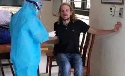 Du khách người Anh