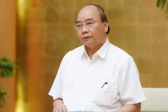 Thủ tướng Nguyễn Xuân Phúc đề nghị xác lập tình trạng bình thường mới trong cuộc sống và các hoạt động kinh tế - xã hội. Ảnh: VGP
