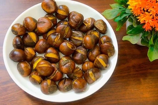 Điều gì xảy ra khi ăn hạt dẻ không đúng cách?