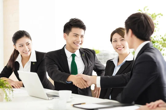 OCB tiếp tục triển khai chương trình ưu đãi 1%/ năm lãi suất cho vay và 10% phí dịch vụ cho các khách hàng SME