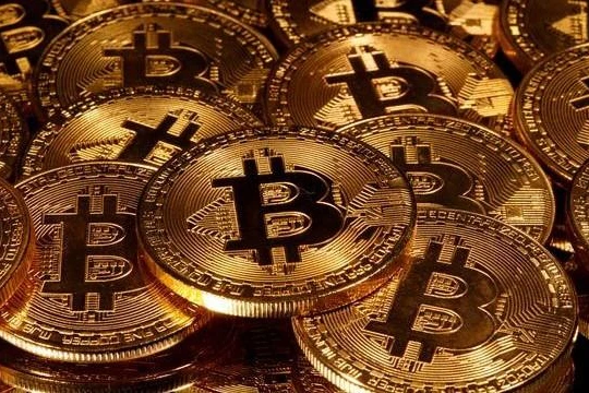 Vì sao giá Bitcoin bật tăng?