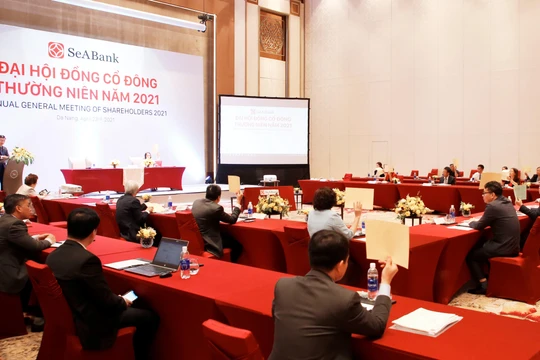 Toàn cảnh ĐHĐCĐ thường niên năm 2021 của SeABank