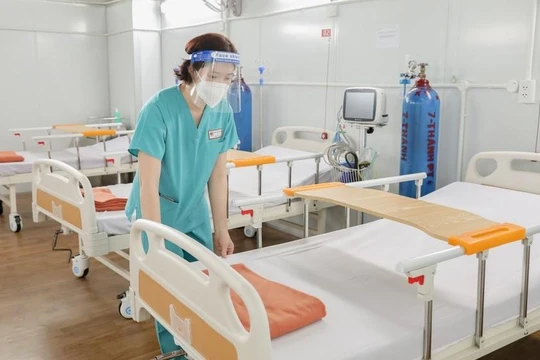 Hai công trình được khởi công từ ngày 8/7 và bàn giao trong 30 ngày.