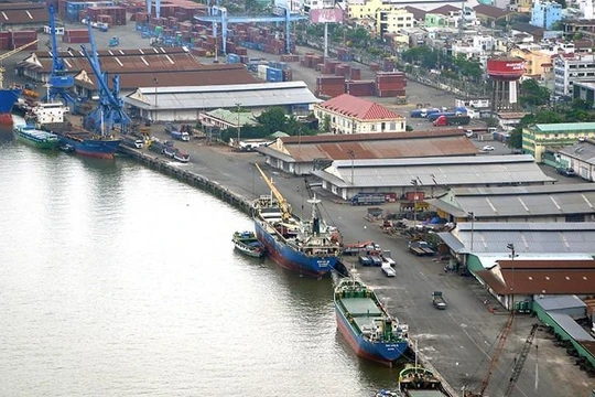 Cảng Khánh Hội bên sông Sài Gòn