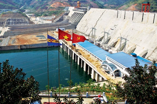 5 cá nhân tranh mua 2,1 triệu cổ phiếu TCty Tư vấn xây dựng Thuỷ lợi Việt Nam 