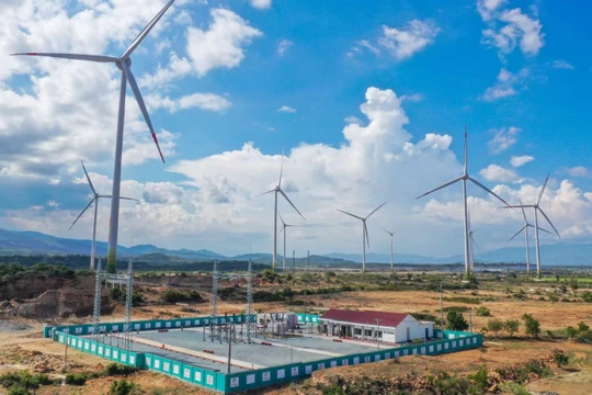 Trungnam Group vận hành thương mại dự án Điện gió số 5 - Ninh Thuận