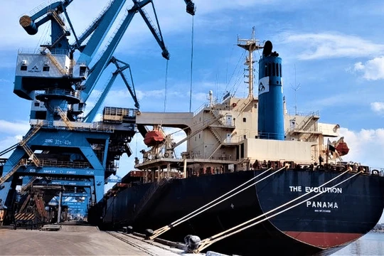 Tàu The Evolution của Hoà Phát hoàn thành chuyến hàng đầu tiên 