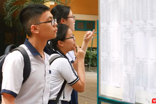 Thí sinh tham dự kỳ thi tuyển sinh vào lớp 10