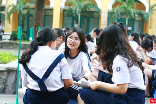 Thí sinh tham dự kỳ thi tuyển sinh vào lớp 10 tại TP.HCM