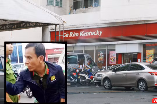 Người đàn ông mặc bộ trang phục công an "dởm"