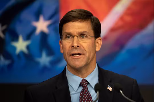 Bộ trưởng Quốc phòng Mỹ Mark Esper (Ảnh: Reuters)