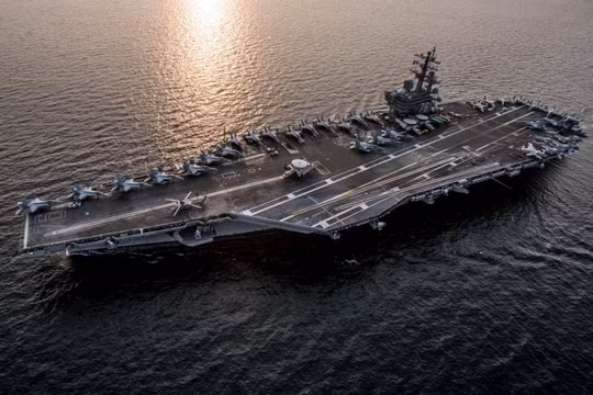 Tàu sân bay USS Ronald Reagan của Mỹ