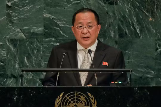Bộ trưởng Ngoại giao Triều Tiên Ri Yong Ho phát biểu tại Đại hội đồng Liên Hiệp Quốc ở thành phố New York, ngày 23/9/2017.