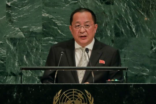 Bộ trưởng Ngoại giao Triều Tiên Ri Yong Ho phát biểu tại Đại hội đồng Liên Hiệp Quốc ở thành phố New York, ngày 23/9/2017.