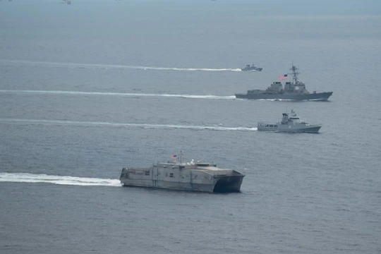 Hải quân Mỹ và Philippines bắt đầu tập trận trên Biển Đông