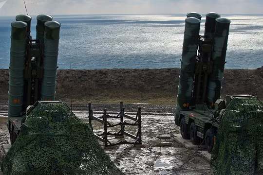 Hệ thống tên lửa S-400 khét tiếng của Nga
