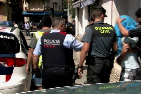 Tây Ban Nhà là quốc gia châu Âu mới nhất rung chuyển bởi các vụ tấn công khủng bố của IS