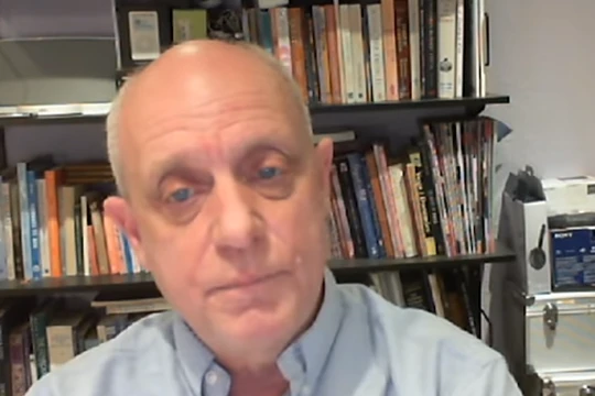 Nhà ngoại cảm Craig Hamilton-Parker