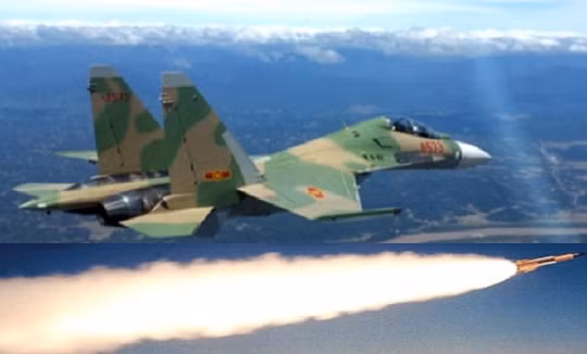 Chiến đấu cơ Su-30MK2 của không quân Việt Nam được trang bị rất mạnh