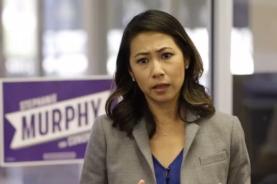 Bà Stephanie Murphy