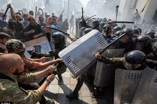 Bạo loạn trong phong trào Maidan lật đổ chính quyền Ukraine năm 2014