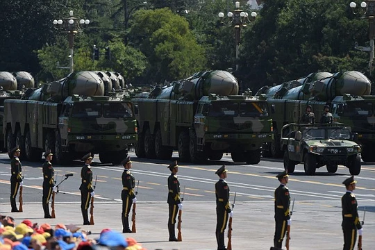 Tên lửa DF-21 của Trung Quốc