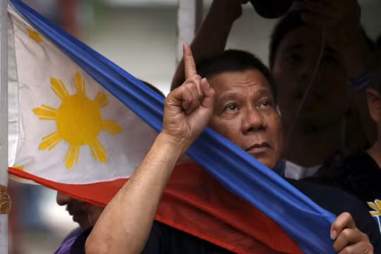Ông Duterte