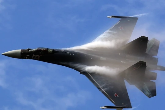 Chiến đấu cơ Su-35 Nga