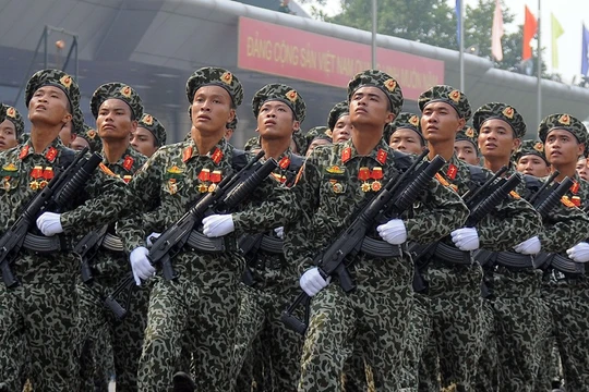 Quân đội Nhân dân Việt Nam anh hùng ngày càng tinh nhuệ, hiện đại