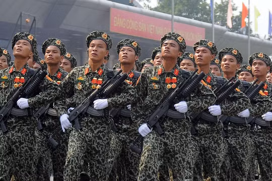 Quân đội Nhân dân Việt Nam anh hùng ngày càng tinh nhuệ, hiện đại