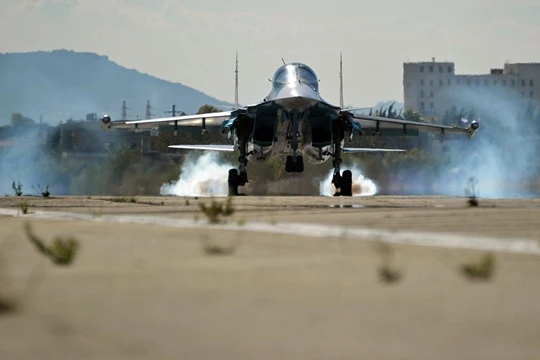 Cường kích Su-34 Nga tham gia chiến dịch quân sự tại Syria